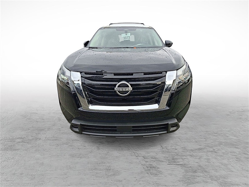 2025 Nissan Pathfinder SV photo 2