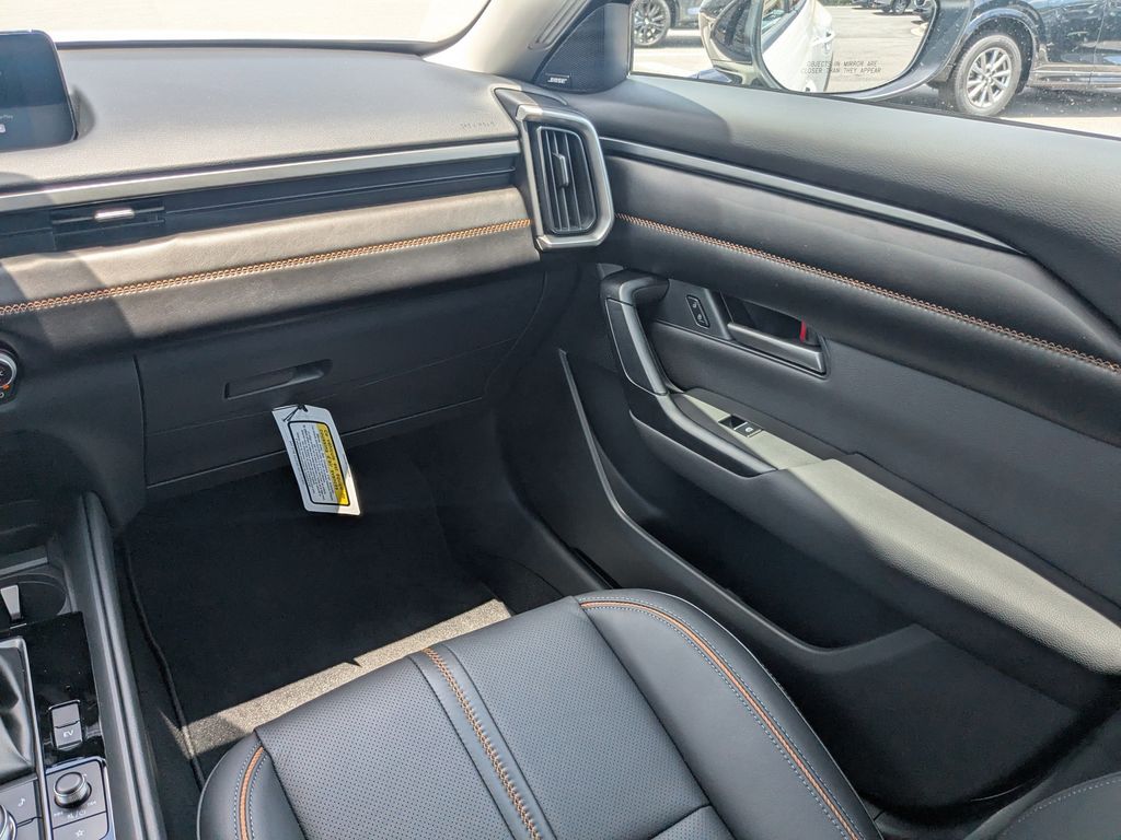 2025 Mazda CX-50 Premium photo 15