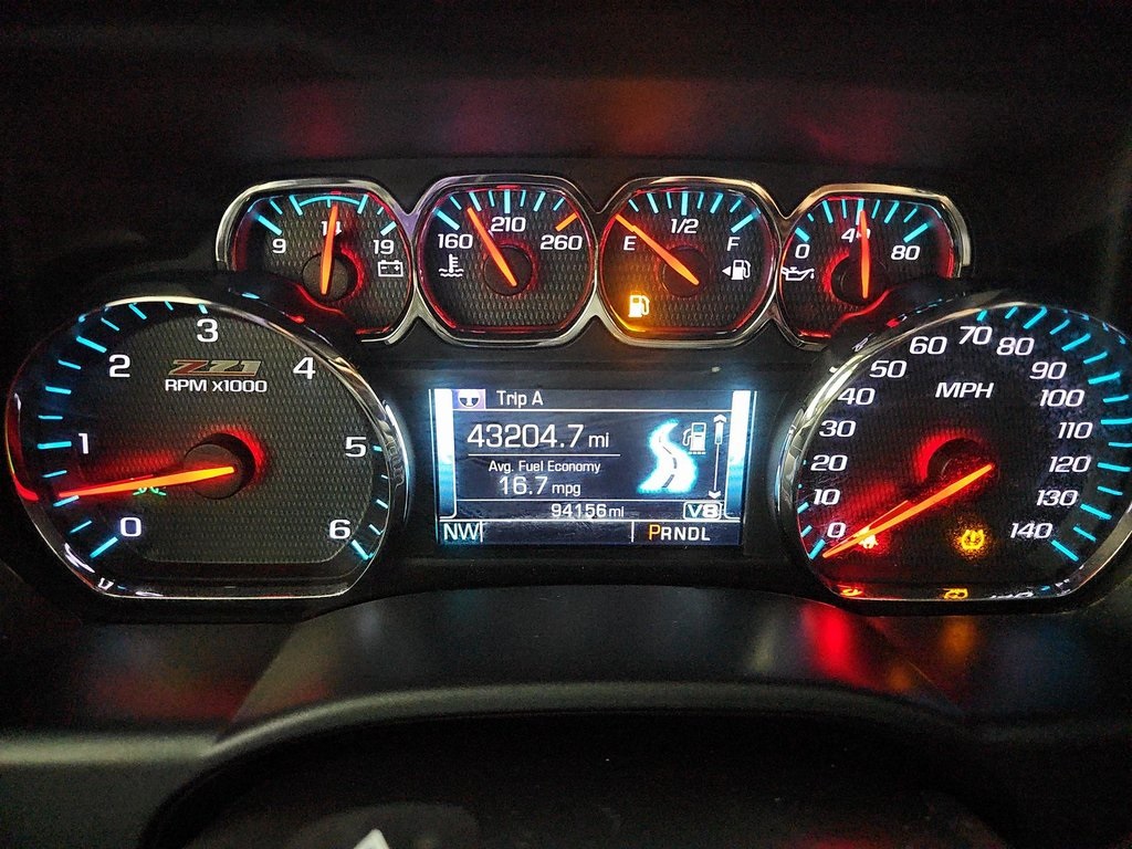 2018 Chevrolet Silverado 1500 LT photo 4