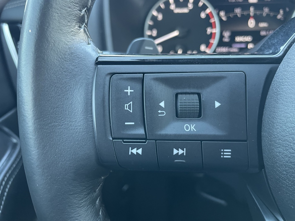 2023 Nissan Rogue SL photo 8