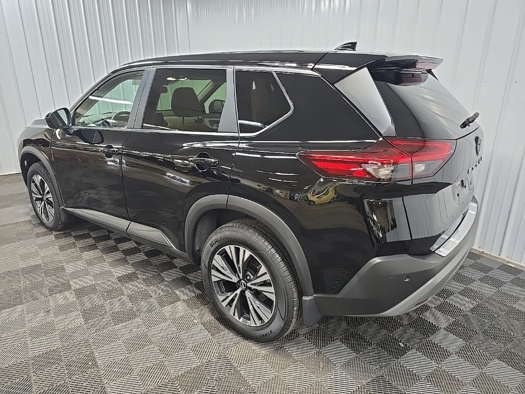 2023 Nissan Rogue SV photo 9