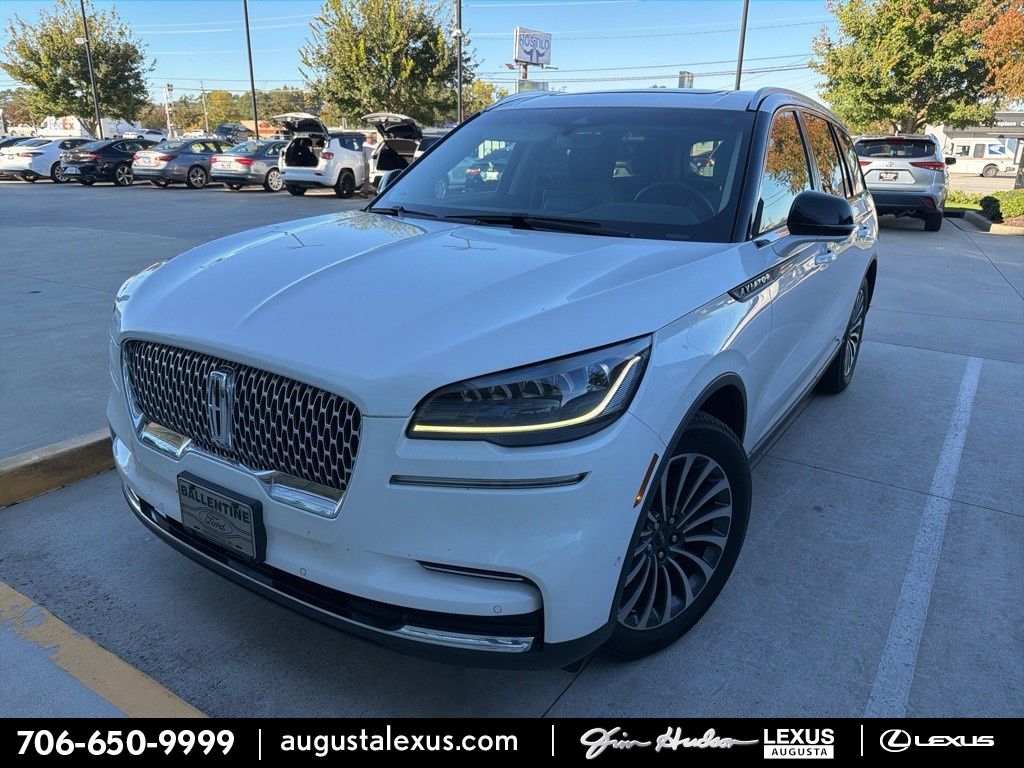2022 Lincoln Aviator Reserve's photo