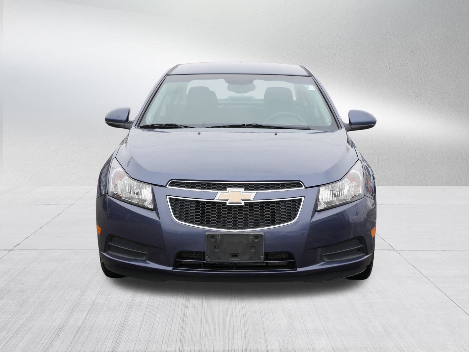 Used 2014 Chevrolet Cruze 1LT with VIN 1G1PC5SB9E7445409 for sale in Bloomington, MN