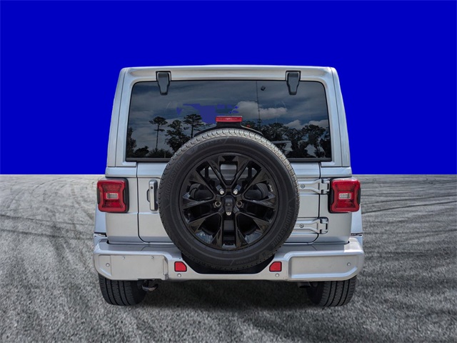 2021 Jeep Wrangler Unlimited Sahara High Altitude photo 4