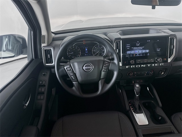 2025 Nissan Frontier SV photo 15