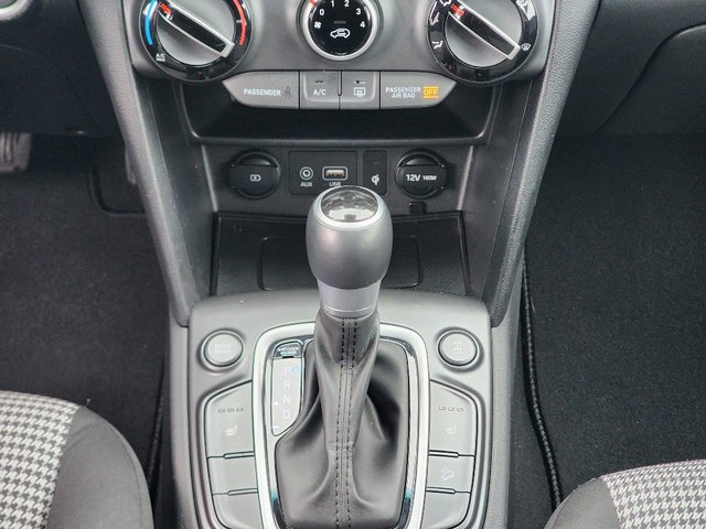 2020 Hyundai Kona SEL Plus photo 12