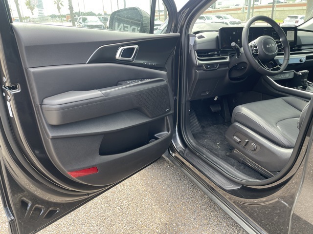 2026 Kia Carnival SX Prestige photo 13