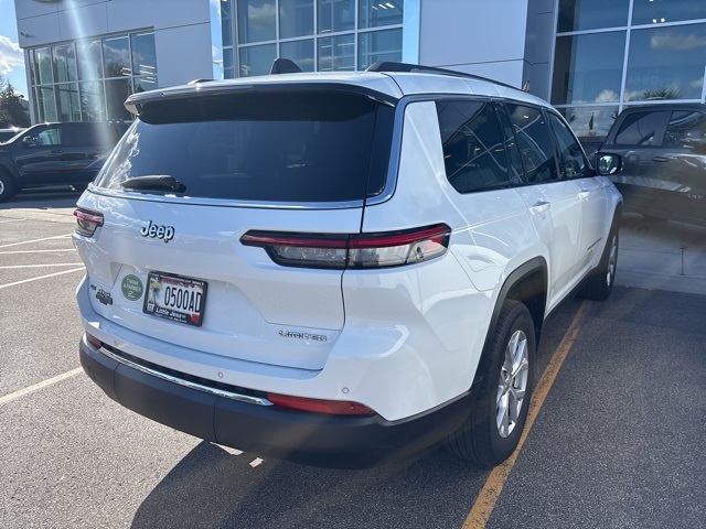Used 2021 Jeep Grand Cherokee L Limited with VIN 1C4RJKBGXM8142213 for sale in Shakopee, Minnesota