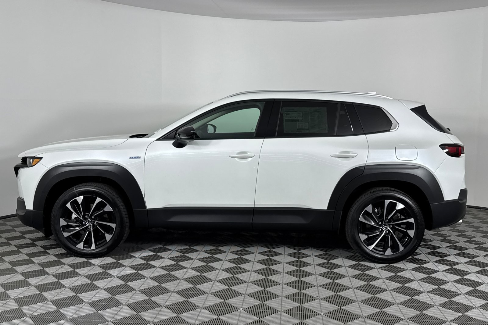 2025 Mazda CX-50 Premium Plus photo 5