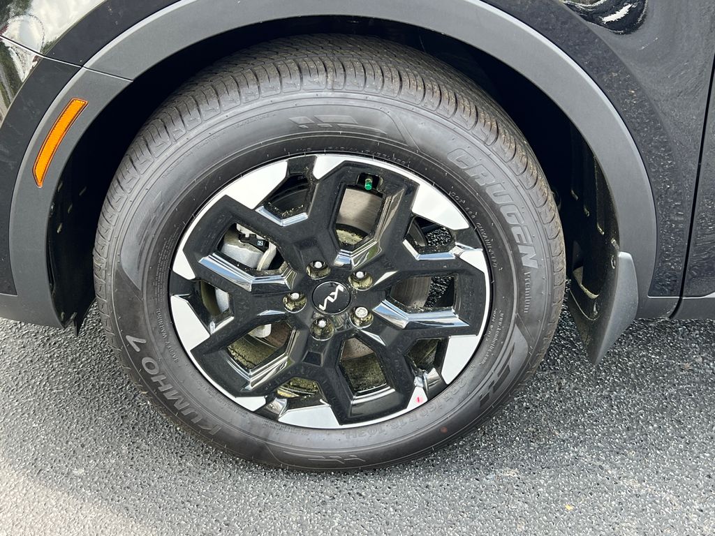 2025 Kia Sorento S photo 10