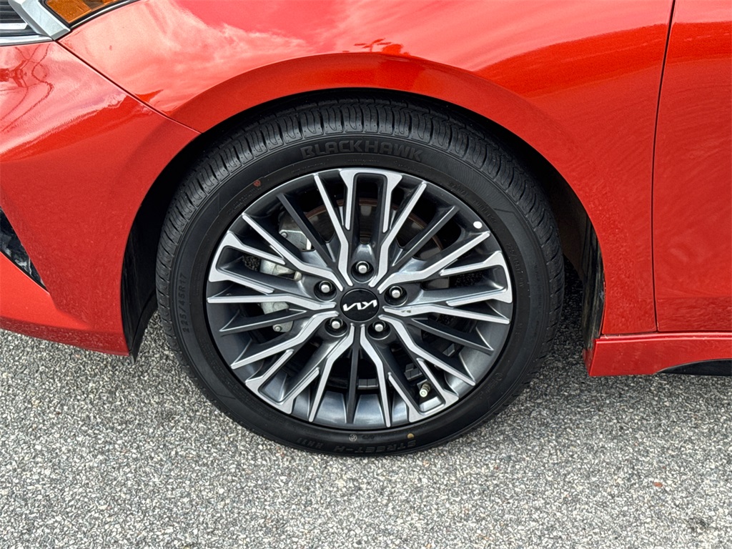 2023 Kia Forte GT-Line photo 10