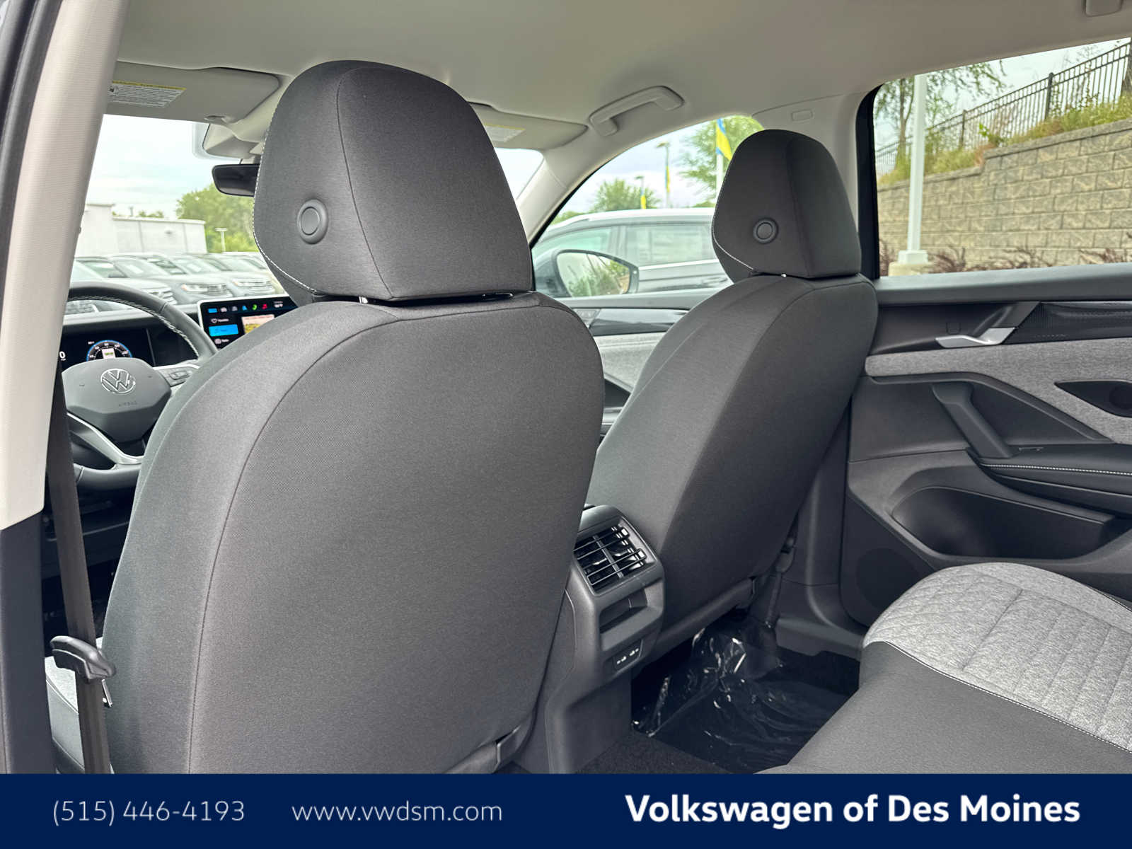 2025 Volkswagen Tiguan S photo 12