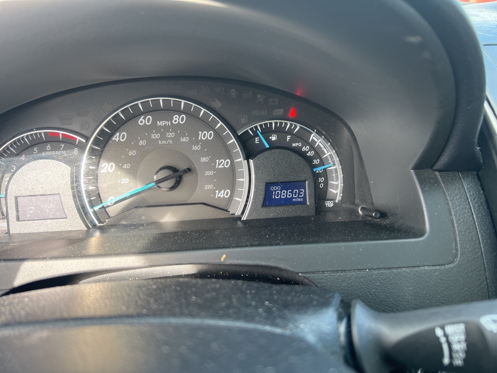 2012 Toyota Camry photo 19