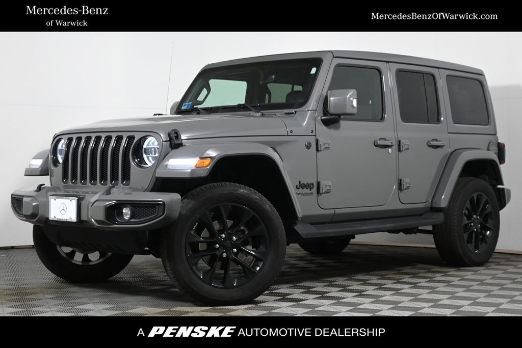 2022 Jeep Wrangler Unlimited High Altitude's photo