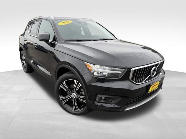 2021 Volvo XC40 Inscription