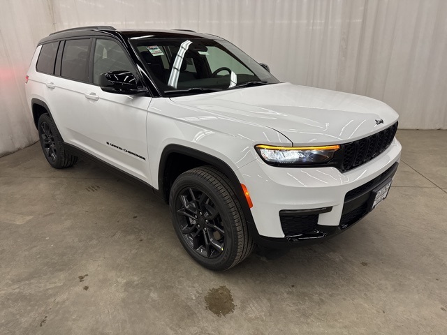 2025 Jeep Grand Cherokee L Limited's photo