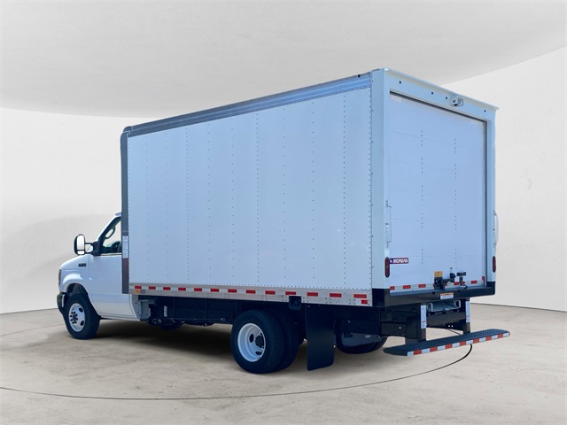 2026 Ford E-350 Base photo 3