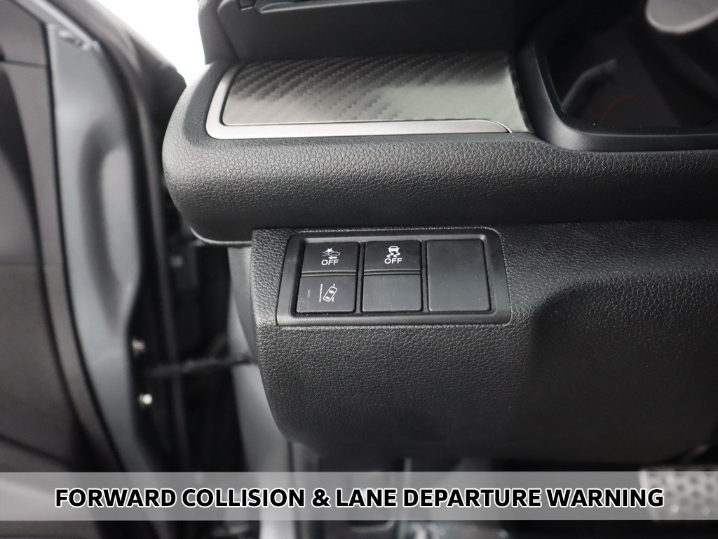 2019 Honda Civic Sport photo 3