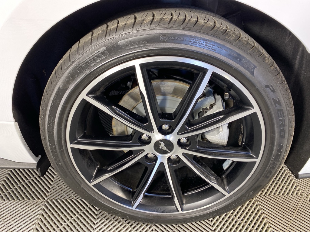 2022 Ford Mustang EcoBoost Premium photo 22