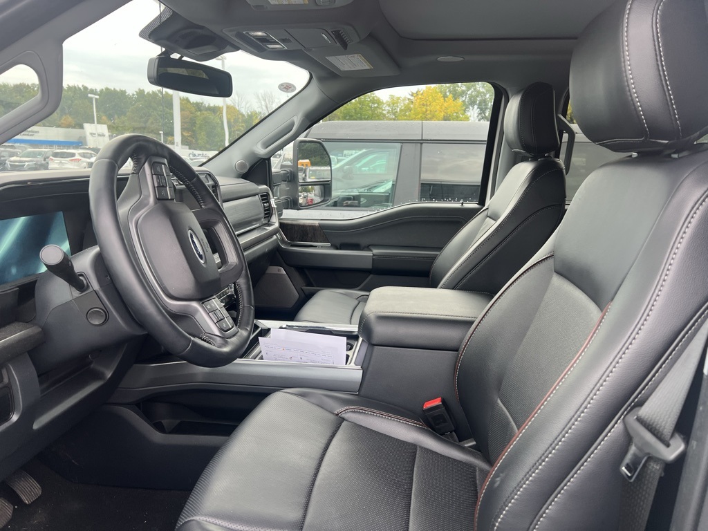 2024 Ford F-250 Lariat photo 4