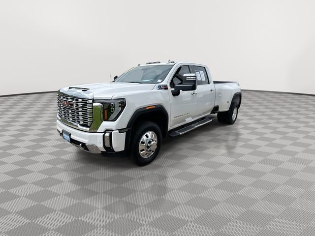 2025 Gmc Sierra 3500 HD Denali photo 4