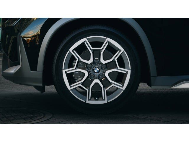 2025 Bmw X1 XDrive28i photo 2