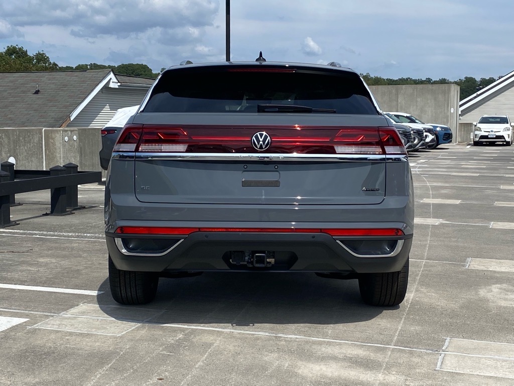 2026 Volkswagen Atlas Cross Sport SE Technology photo 2