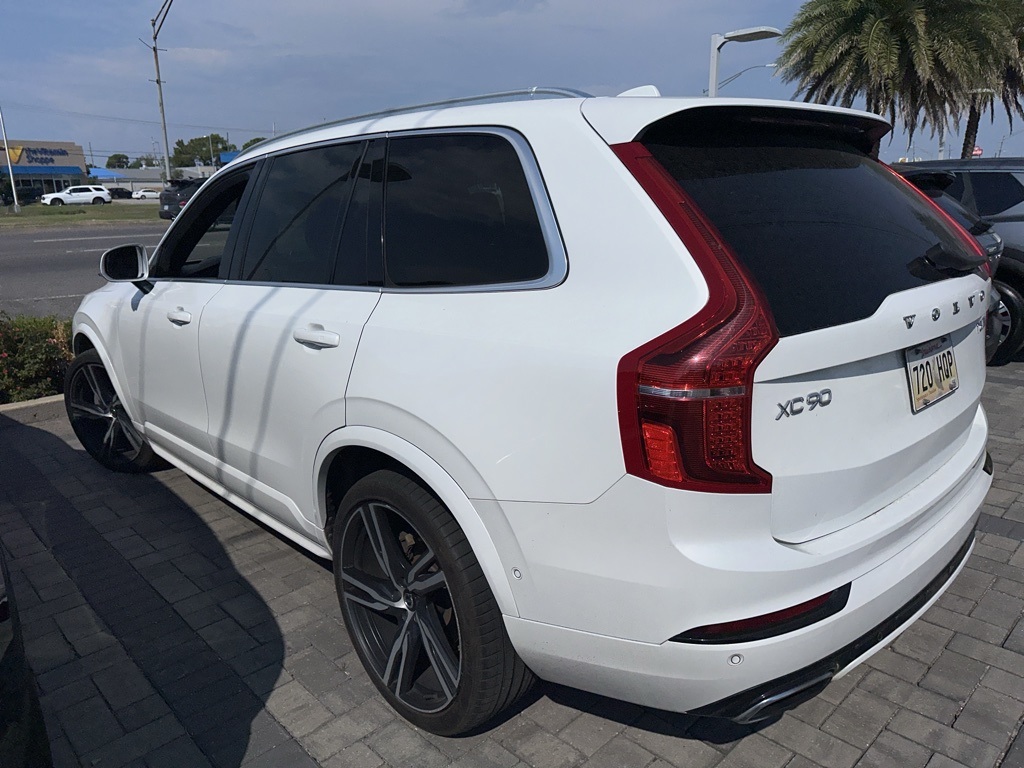 2019 Volvo XC90 T6 R-Design photo 2