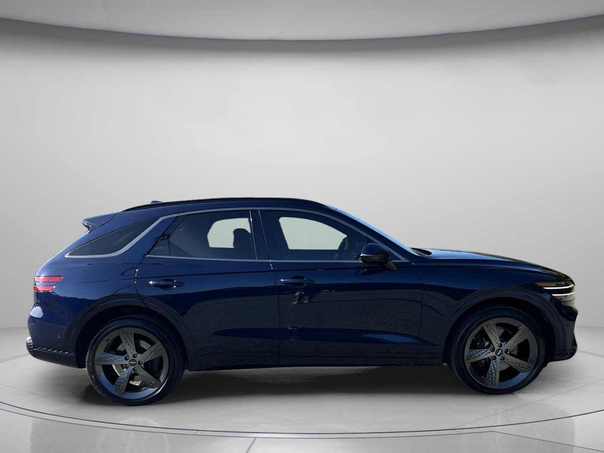 2023 Genesis GV70 3.5T Sport Prestige photo 2