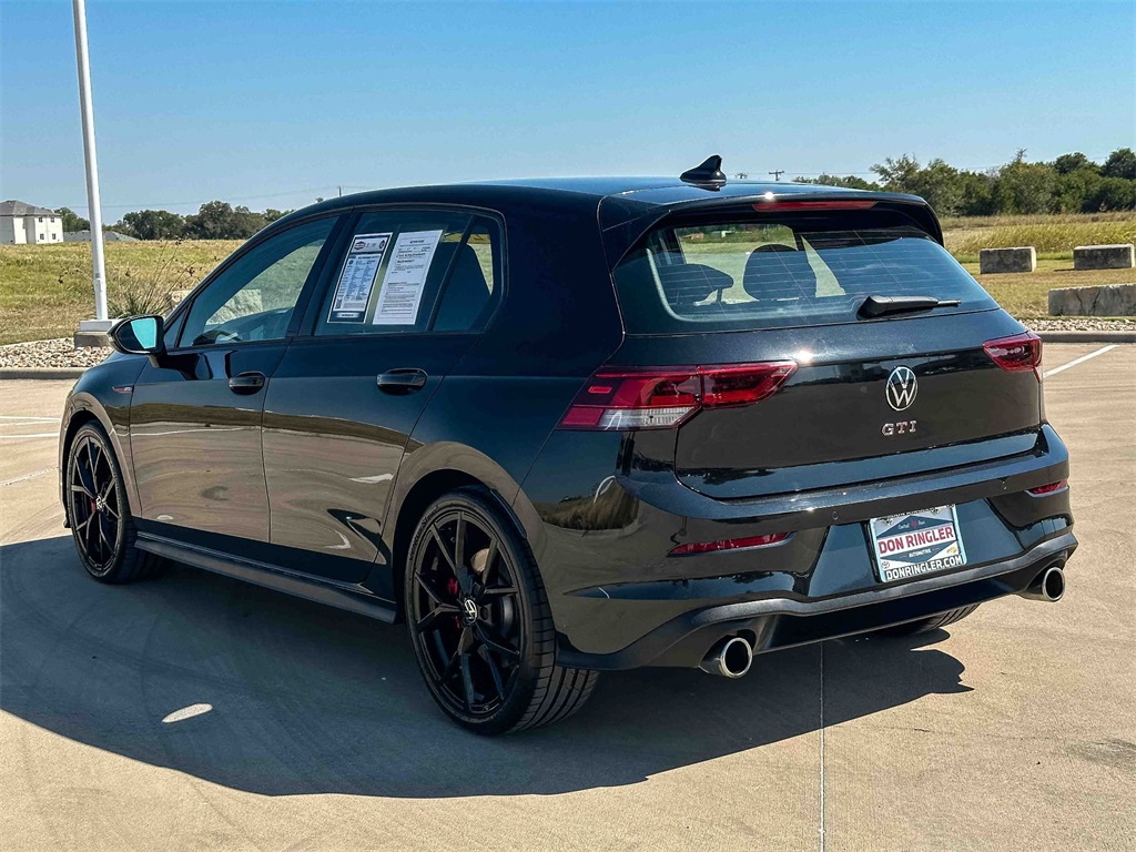 2024 Volkswagen Golf GTI 380 S photo 4