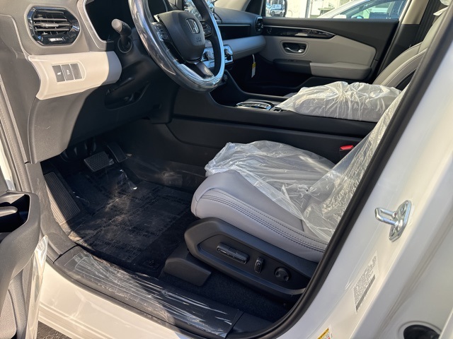 2025 Honda Pilot EX-L photo 8