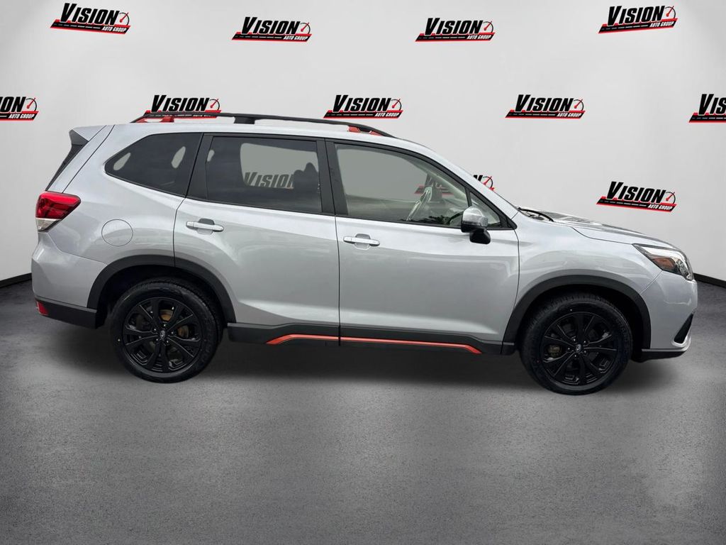 2023 Subaru Forester Sport photo 3