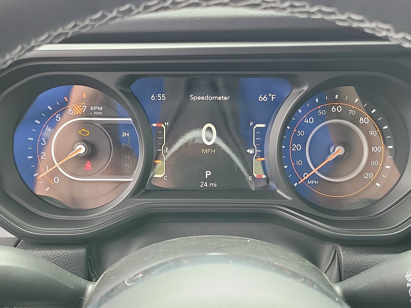 2025 Jeep Wrangler Sahara photo 6