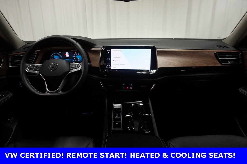 2025 Volkswagen Atlas SE Technology photo 4