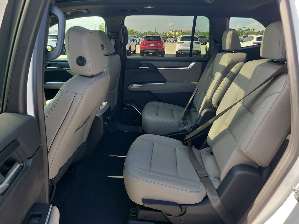 2025 Gmc Acadia Elevation photo 18