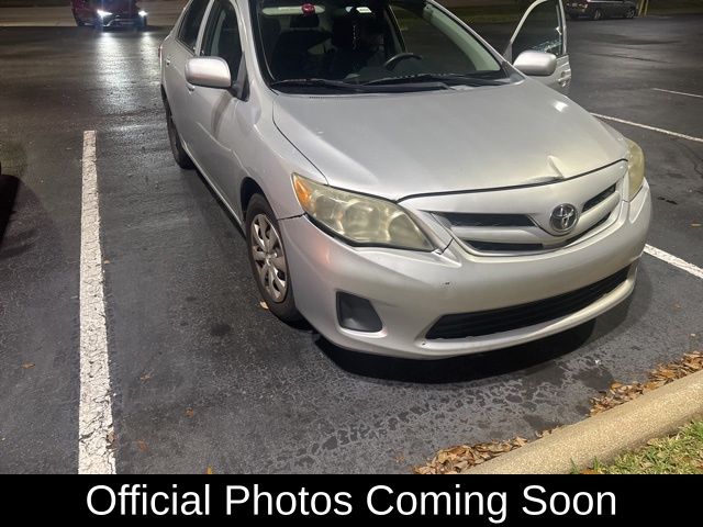 2013 Toyota Corolla's photo