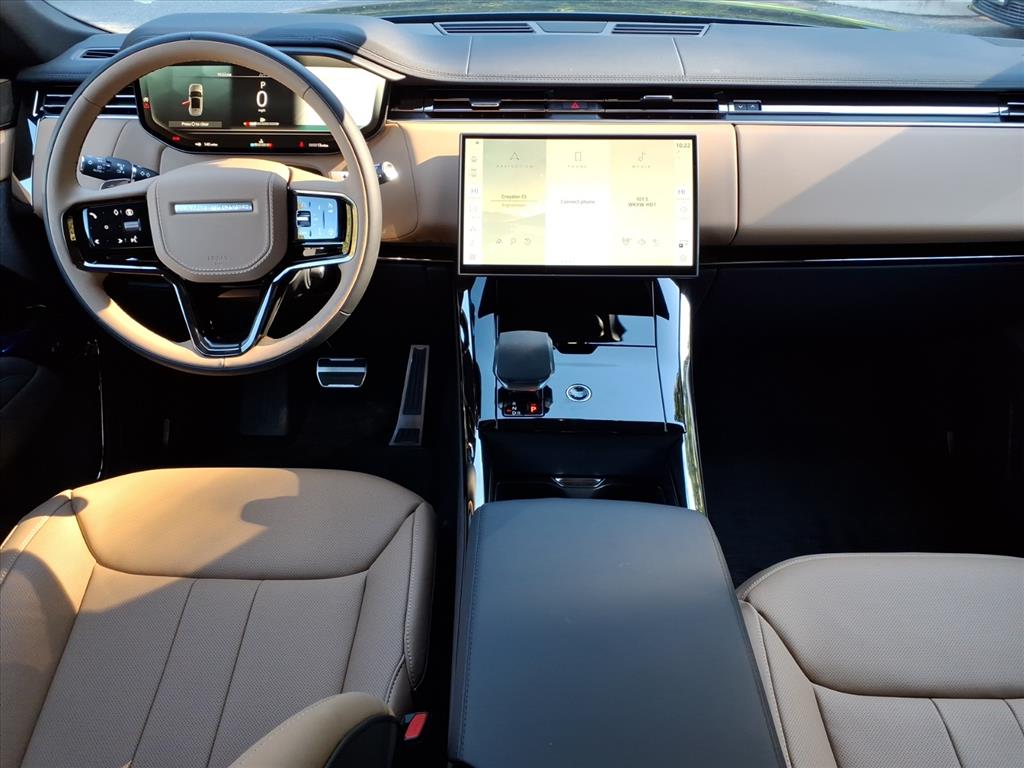 2025 Land Rover Range Rover Sport SE photo 2