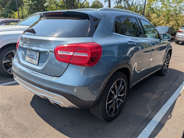 2015 Mercedes Benz GLA 250 photo 4