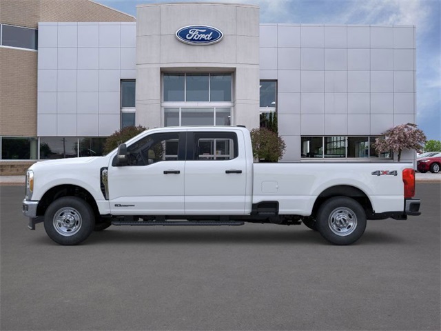 2025 Ford F-250 photo 3