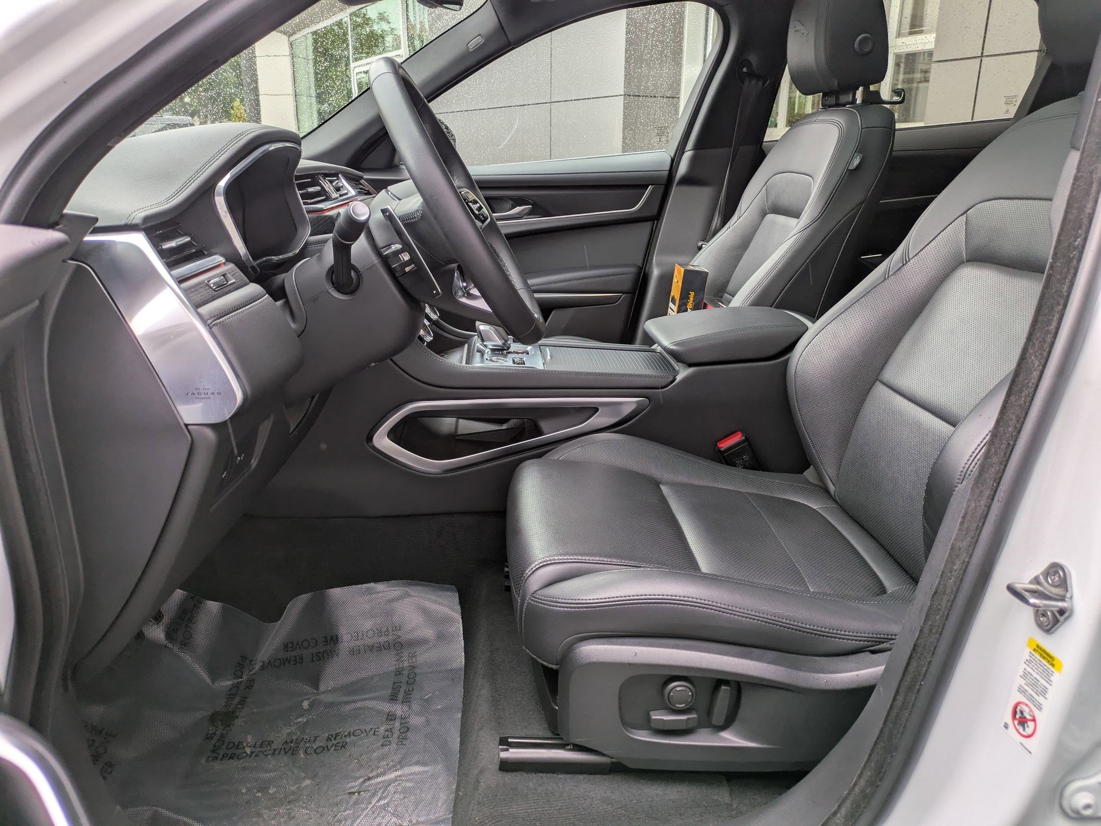 2023 Jaguar F-PACE P250 S photo 24