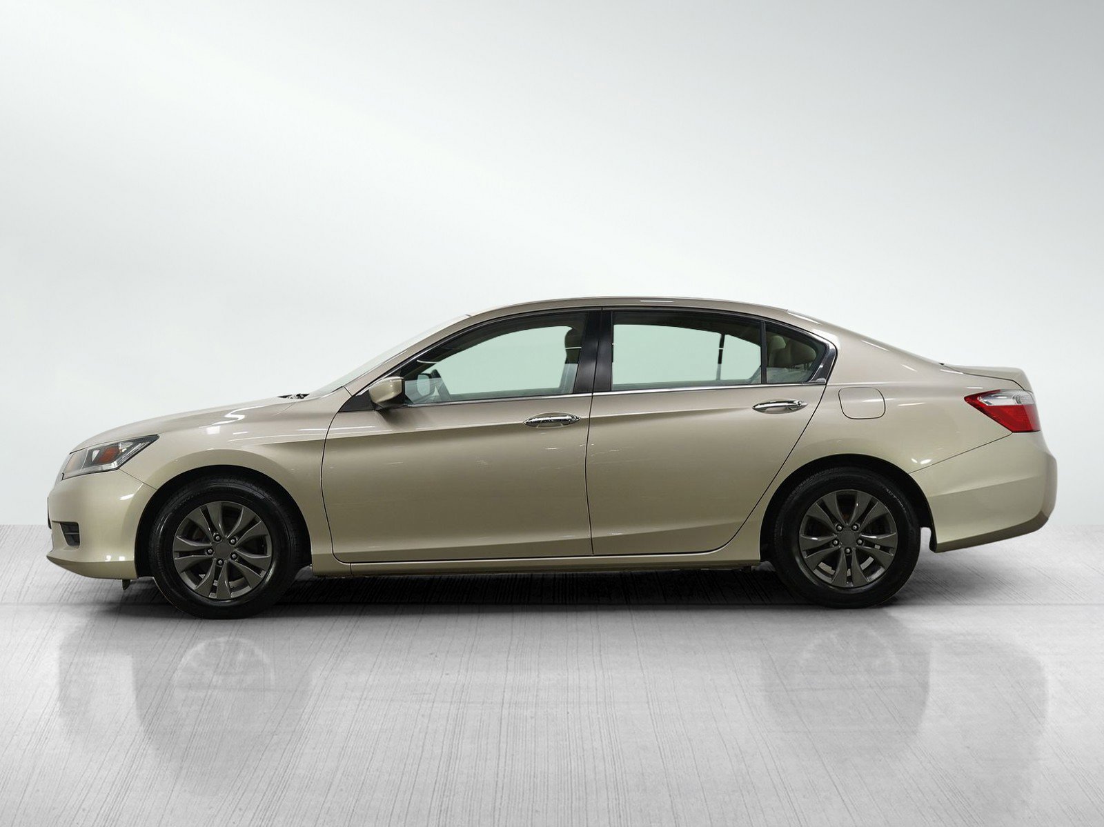 Used 2015 Honda Accord LX with VIN 1HGCR2F34FA190857 for sale in Burnsville, Minnesota