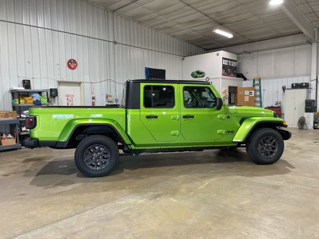 2025 Jeep Gladiator Sport S photo 10