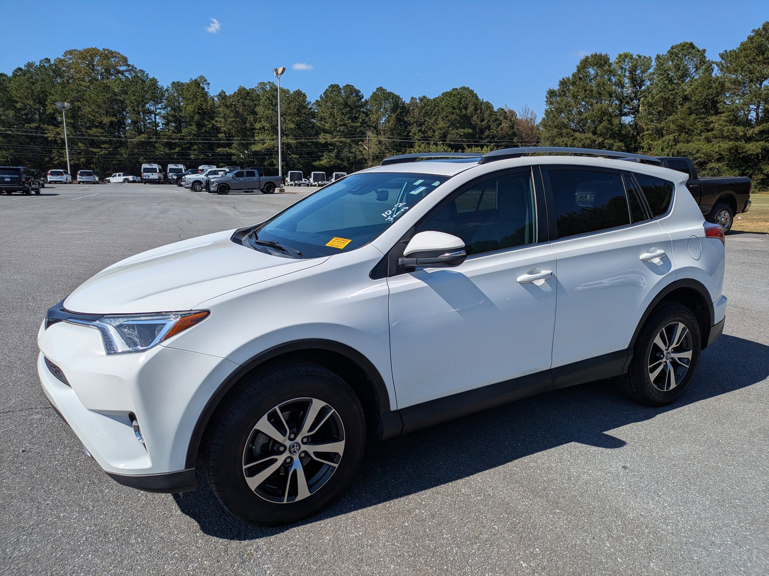 2018 Toyota RAV4 XLE photo 7