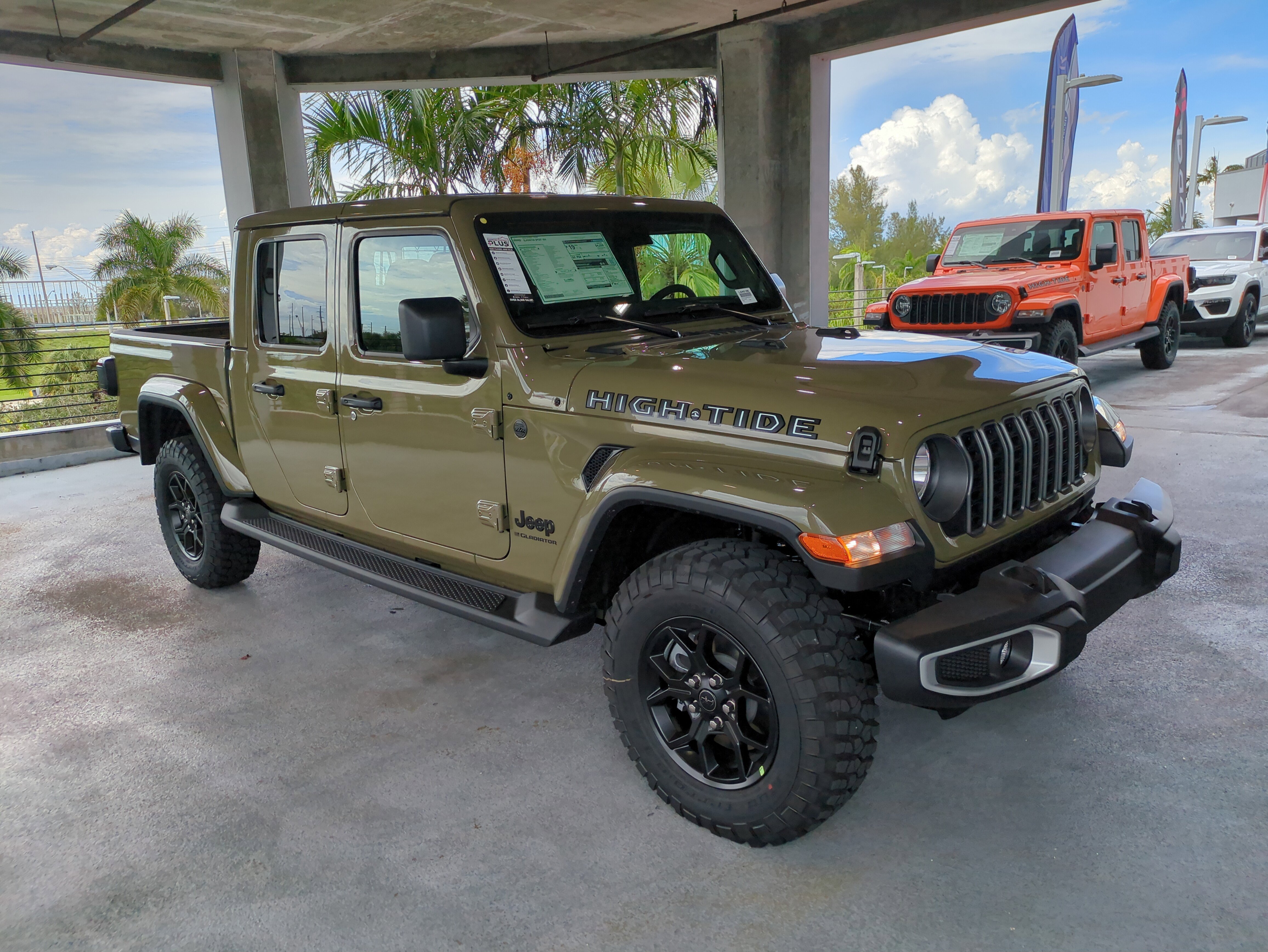 2025 Jeep Gladiator High Tide's photo