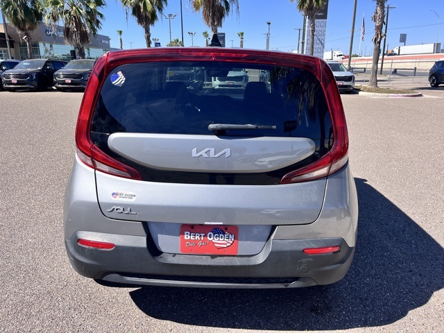 2022 Kia Soul LX photo 4