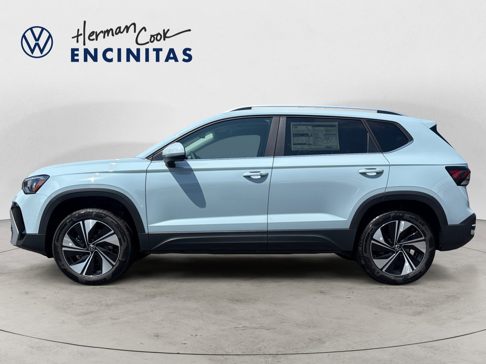 2025 Volkswagen Taos SE photo 2