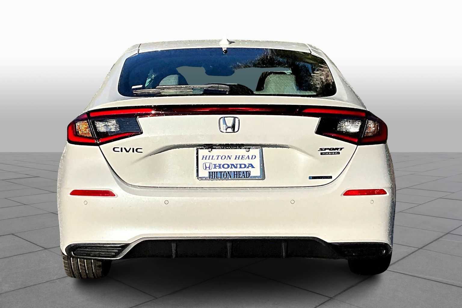 2026 Honda Civic Hatchback Hybrid Sport Touring photo 4