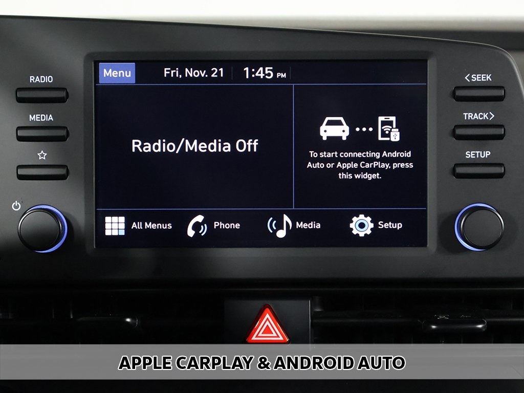 2025 Hyundai Elantra SEL Sport photo 3