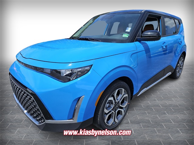 2025 Kia Soul EX photo 3