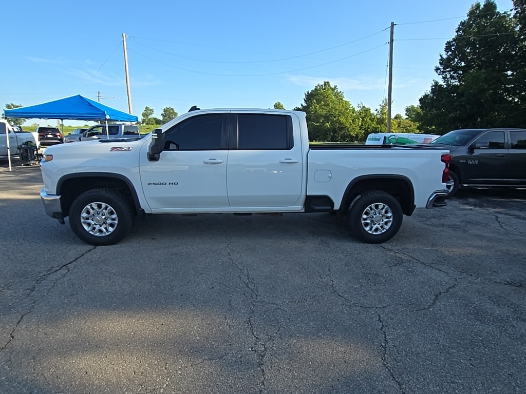 Used 2023 Chevrolet Silverado 2500HD LT with VIN 1GC1YNEY8PF186662 for sale in Kansas City